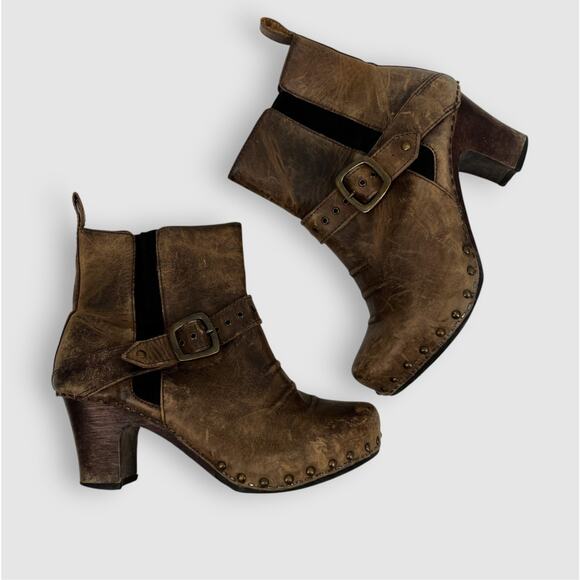Dansko Brown Distressed Leather Studded Heeled Clog Boots Size 38 - Picture 1 of 9